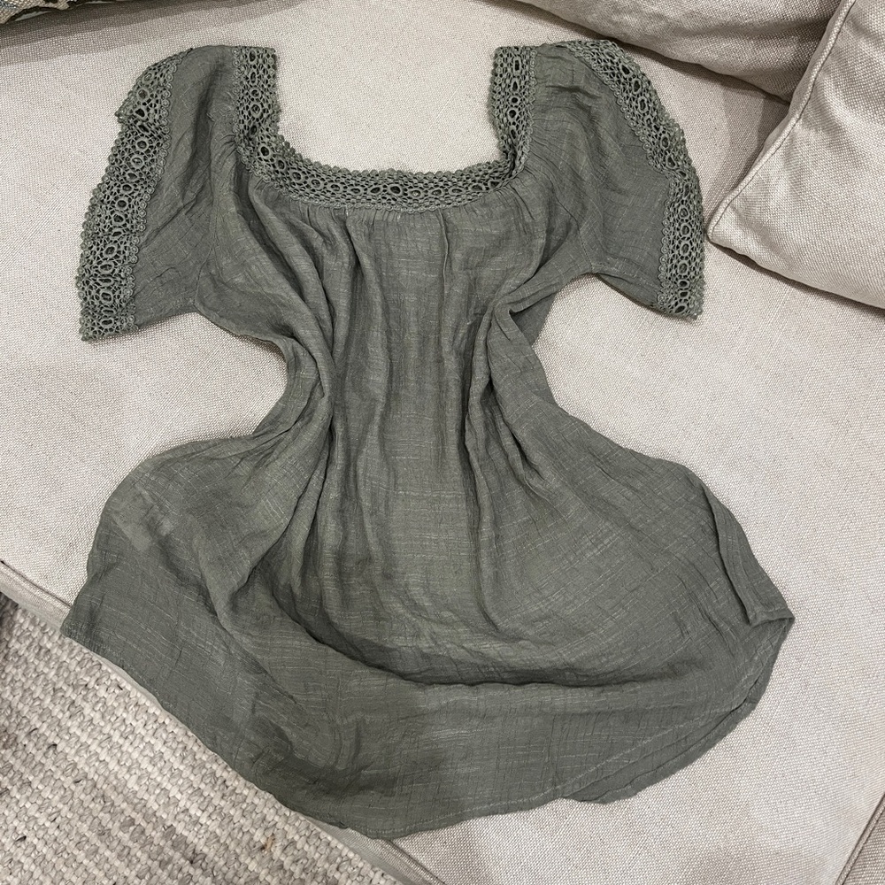 Grey/Geeen Linen Top